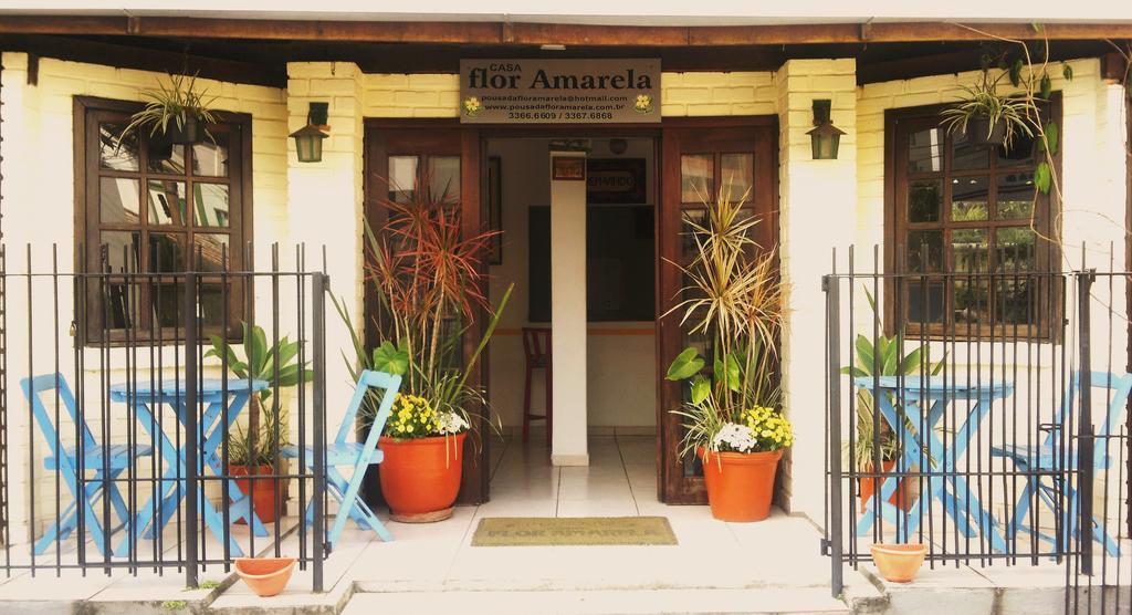 Albergue Flor Amarela