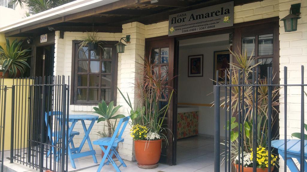Albergue Flor Amarela *
